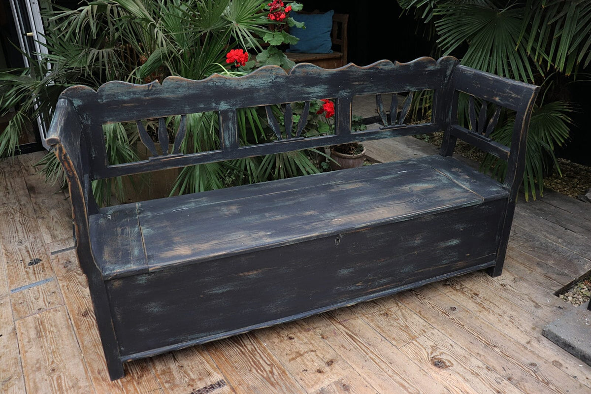 😍 Old (Original) Painted Pine 'Hungarian' Storage/Box Bench/Settle/Pew 😍 - oldpineshop.co.uk