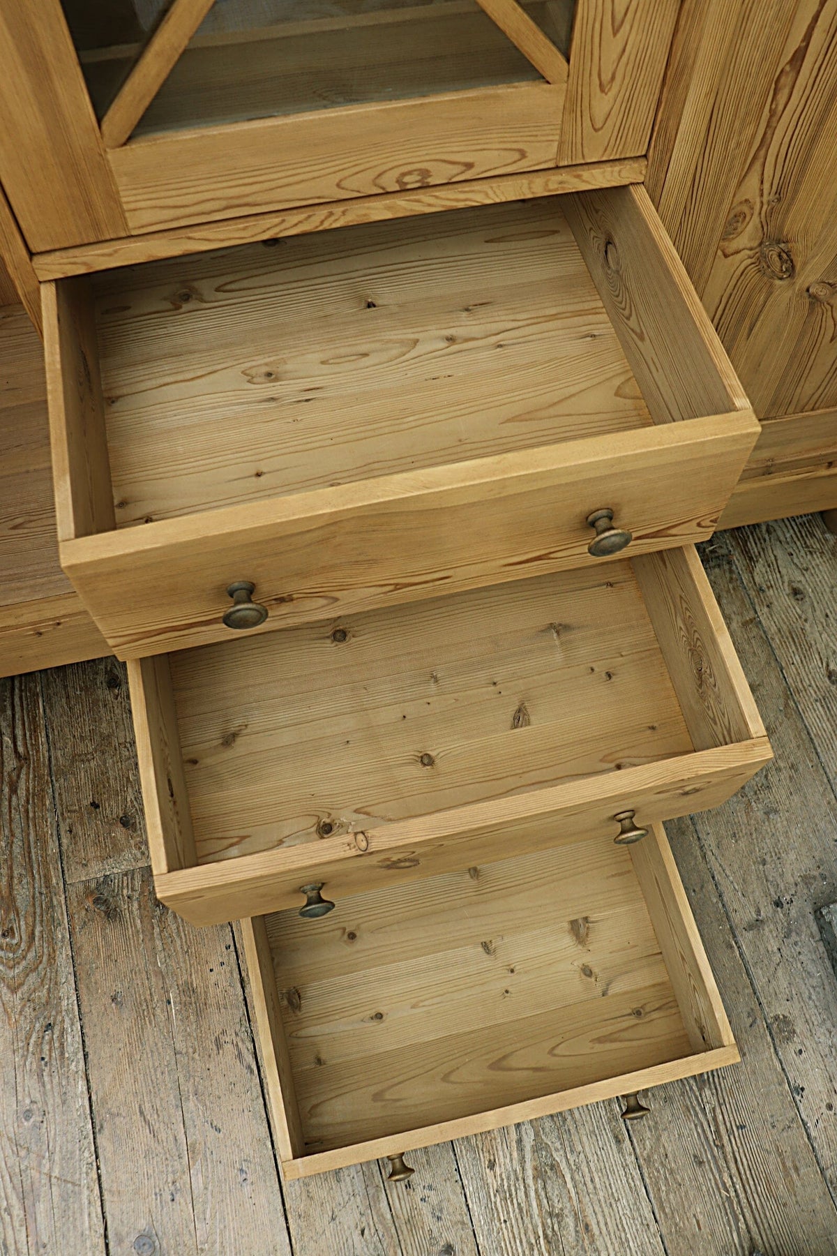 🤩 Stunning! Quality! Big Old Pine Triple Knock Down Combination Wardrobe 🤩