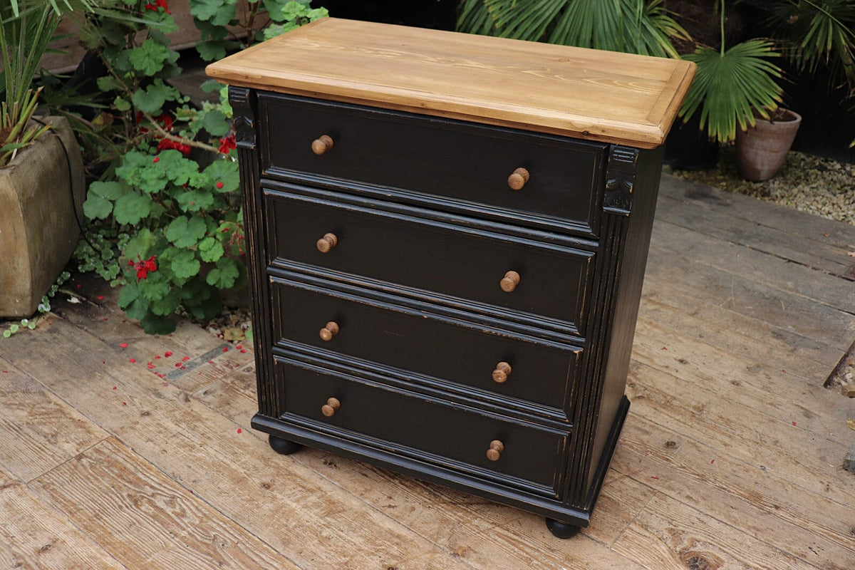 😍 Lovely! Old Style Pine/Black Painted Chest Drawers/ Bedside/ Sideboard 😍