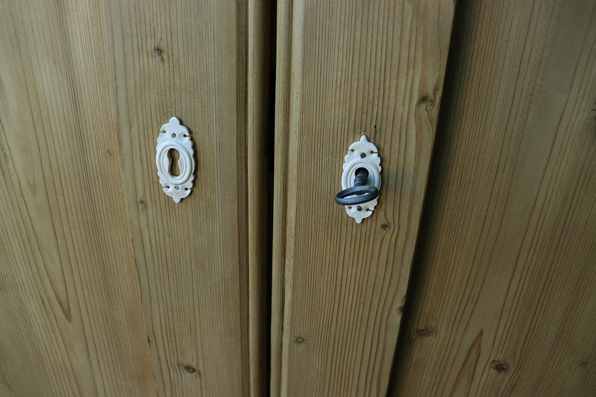 π Gorgeous! Old Pine Wardrobe/ Cupboard-Linen/ Larder/ Food/ Home Office π