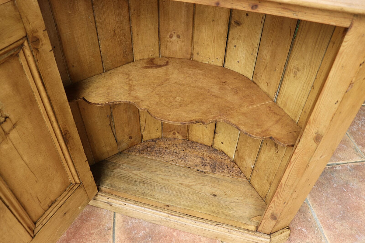 🤩 Lovely! Old Antique Pine One Door Shelved Corner Cupboard/ Cabinet 🤩