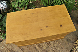 ❤️ FAB! BIG! RESTORED OLD PINE BLANKET BOX/ CHEST/ TRUNK/ COFFEE TABLE ❤️ - oldpineshop.co.uk