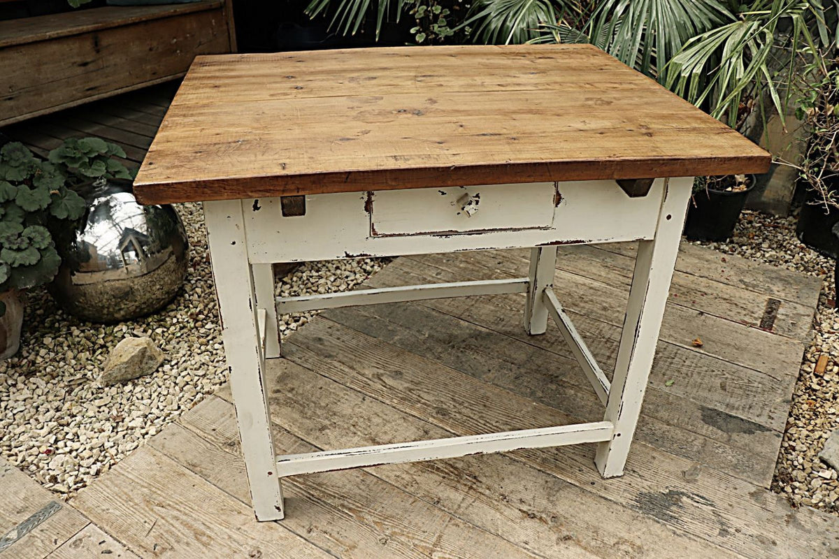 Pine work deals table