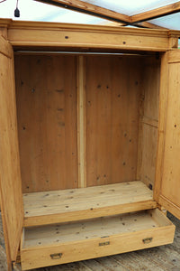 💕 WOW! BIG! OLD ANTIQUE PINE DOUBLE KNOCK DOWN WARDROBE 💕 - oldpineshop.co.uk