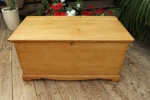 ❤️ EXCEPTIONAL! OLD PINE BLANKET BOX/ CHEST - SECRET DRAWER! ❤️ - oldpineshop.co.uk