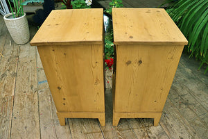 🤩 Fabulous Original Pair Old Pine Bedsides Cabinets/ Cupboards/ Lamp Tables 🤩 - oldpineshop.co.uk