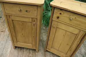 💕 Fab Pair Old Pine Bedside Cabinets/ Cupboards/ Lamp Tables 💕 - oldpineshop.co.uk