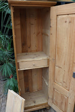 🤩 Fantastic! Old Pine Cupboard -Linen/ Larder/ Child's Wardrobe 🤩 - oldpineshop.co.uk