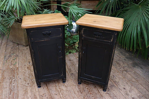 💕 Stunning Pair Old Pine/Black Painted Bedside Cabinets/Cupboards/Tables 💕 - oldpineshop.co.uk
