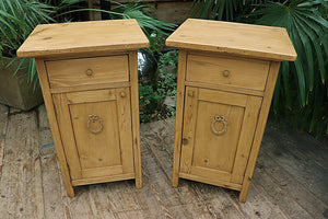 ❤️ Large Pair Old Pine Bedside Cabinets/Cupboards/Lamp Tables ❤️ - oldpineshop.co.uk
