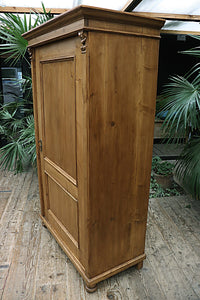 🤩 Fab Old Victorian Pine Cupboard-Linen/Larder/Food/Shelves/Wardrobe 🤩 - oldpineshop.co.uk