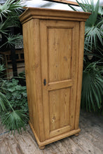 ❤️ Superb! Old Pine Tall Slim Cupboard-Linen/ Larder/ Housekeeping/ Wardrobe ❤️ - oldpineshop.co.uk