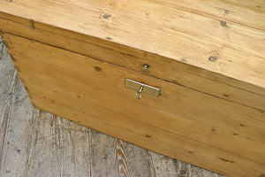 ❤️ Lovely Old Pine Domed Blanket Box/ Chest/ Trunk/ With Key! ❤️ - oldpineshop.co.uk