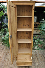 ❤️ WOW! Old Antique Pine Tall Cupboard/Linen/Larder/Housekeepers/Wardrobe ❤️ - oldpineshop.co.uk