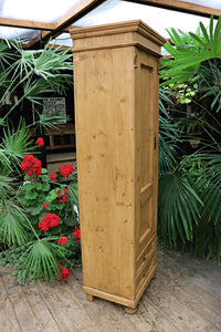 😍 Fabulous Old Pine Tall Cupboard - Housekeeping/ Wardrobe 😍 - oldpineshop.co.uk