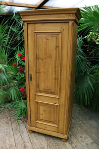 💖 Beautiful! Old Pine Tall Slim Cupboard-Linen/ Larder/ Housekeeping/ Wardrobe 💖 - oldpineshop.co.uk