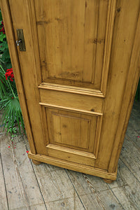 💖 Beautiful! Old Pine Tall Slim Cupboard-Linen/ Larder/ Housekeeping/ Wardrobe 💖 - oldpineshop.co.uk