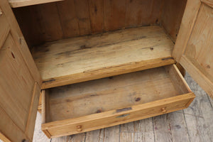 💖 WOW! Old Antique Victorian Pine Glazed Display Cupboard/ Cabinet 💖 - oldpineshop.co.uk