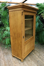 🤩 Gorgeous Old Victorian Pine Glazed Display Cupboard/Cabinet/Linen/Larder 😍 - oldpineshop.co.uk