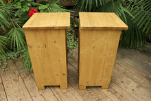 ❤️ Superb Pair Old Mid Century Pine Bedside Cabinets/ Cupboards/ Lamp Tables ❤️ - oldpineshop.co.uk