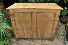 💖 Beautiful Large/ Chunky Old Pine Dresser Base/ Sideboard/ TV Stand 💖 - oldpineshop.co.uk