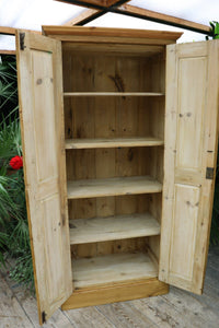 💖 Stunning! Old Victorian Pine 2 Door Cupboard - Larder/ Linen/ Wardrobe 🤩 - oldpineshop.co.uk