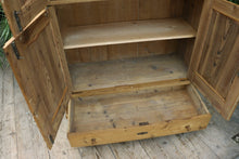 🤩 Fantastic! Old Pine 4 Door Cupboard/ Shelves-Larder/ Linen/ TV Cabinet 🤩 - oldpineshop.co.uk