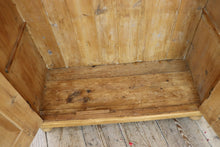 🥰 Beautiful! Large Old Pine 2 Door Vented Cupboard-Food/Larder/Linen 🥰 - oldpineshop.co.uk