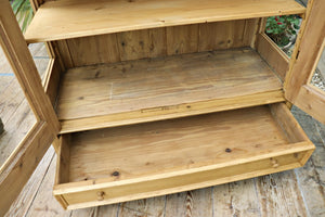 ❤️ Lovely Old Pine Glazed Adjustable Display Cabinet/Cupboard/Linen/Larder ❤️ - oldpineshop.co.uk