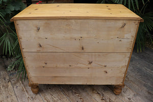 💖 WOW! Lovely Old Victorian Pine Chest Drawers/ Sideboard/ TV Stand 💖 - oldpineshop.co.uk