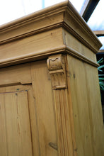 🤩 Fab! Old Pine Slim Cupboard-Linen/ Larder/ Housekeeping/ Wardrobe 🤩 - oldpineshop.co.uk