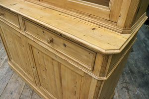 ❤️ Stunning! Old Pine Two Piece Adjustable Glazed Dresser ❤️ - oldpineshop.co.uk