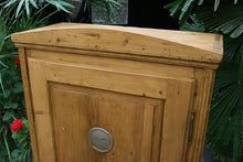 🥰 Gorgeous! Old Pine 6 Drawer Fitted Cupboard-Food/ Linen/ Larder 🥰 - oldpineshop.co.uk