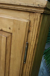 🥰 Gorgeous! Old Pine 6 Drawer Fitted Cupboard-Food/ Linen/ Larder 🥰 - oldpineshop.co.uk