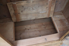 💕 WOW! Big Old Georgian Pine Cupboard-Linen/Larder/Food/Wardrobe 💕 - oldpineshop.co.uk