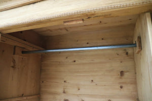 💕 Fantastic! Big Old Pine Combination Wardrobe/ Linen/ Larder/ Kitchen Cupboard 💕 - oldpineshop.co.uk