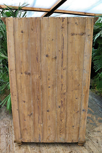 🥰 Beautiful! Old Pine 2 Door Cupboard-Food/Larder/Linen/Wardrobe 🥰 - oldpineshop.co.uk