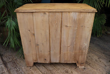 ❤️ Large & Quality Old Victorian Pine Chest Drawers/ Sideboard ❤️ - oldpineshop.co.uk