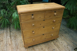 💕 Large, Rustic Old Victorian Pine Chest Drawers/ Sideboard 💕