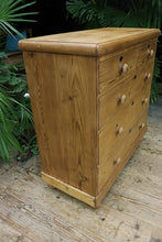 💕 Large, Rustic Old Victorian Pine Chest Drawers/ Sideboard 💕