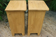 💕 Fab Quality Pair Old Style Pine Bedside Cabinets/ Cupboards/ Lamp Tables 💕 - oldpineshop.co.uk