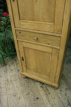 💕 Fantastic! Old Pine Cupboard-Linen/ Larder/ Home Office/ Bathroom 💕