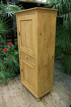 💕 Fantastic! Old Pine Cupboard-Linen/ Larder/ Home Office/ Bathroom 💕