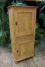 💕 Fantastic! Old Pine Cupboard-Linen/ Larder/ Home Office/ Bathroom 💕