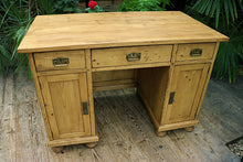 😍 Exceptional! Large Old Pine Writing/ Office/ Computer Desk 😍 - oldpineshop.co.uk