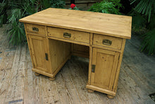 😍 Exceptional! Large Old Pine Writing/ Office/ Computer Desk 😍 - oldpineshop.co.uk