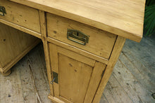 😍 Exceptional! Large Old Pine Writing/ Office/ Computer Desk 😍 - oldpineshop.co.uk