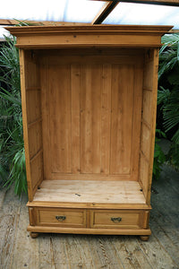 💕 Cottage Size! Old Victorian Pine Double Knock Down Adjustable Shelved Wardrobe 💕 - oldpineshop.co.uk