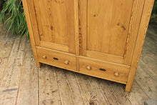 🥰 Fantastic Old Pine Combination Double Wardrobe/ Linen/ Larder/ Cupboard 🥰