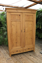 🥰 Fantastic Old Pine Combination Double Wardrobe/ Linen/ Larder/ Cupboard 🥰